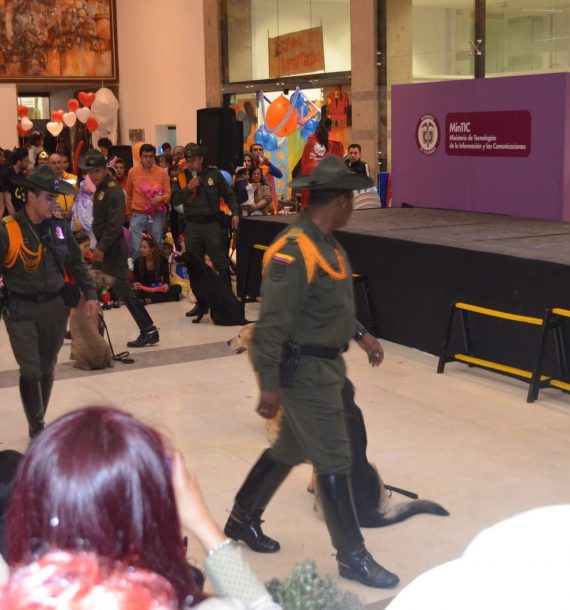 MONTAJE ESCENOGRAFIAS